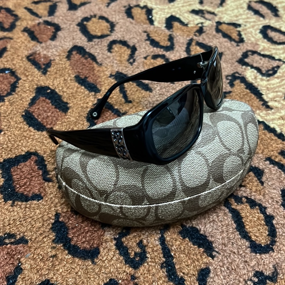 Authentic Coach Sunglasses - Picture 9 of 9